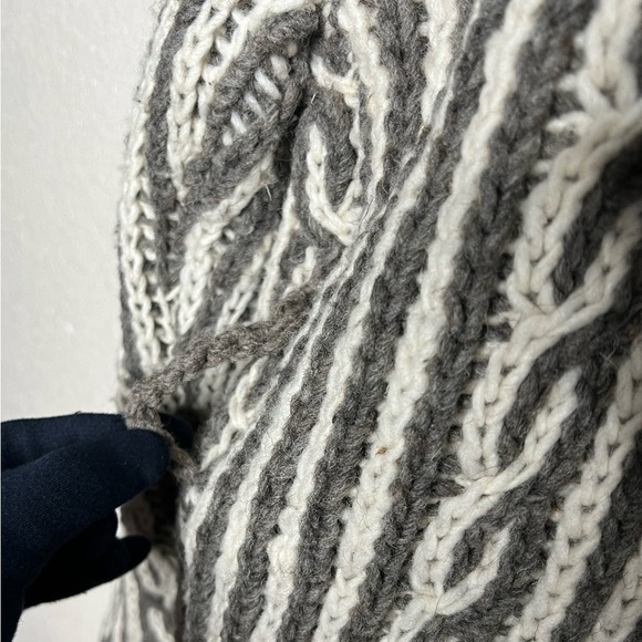 Vintage Handmade Cable Knit Cardigan Sweater - Picture 9 of 15